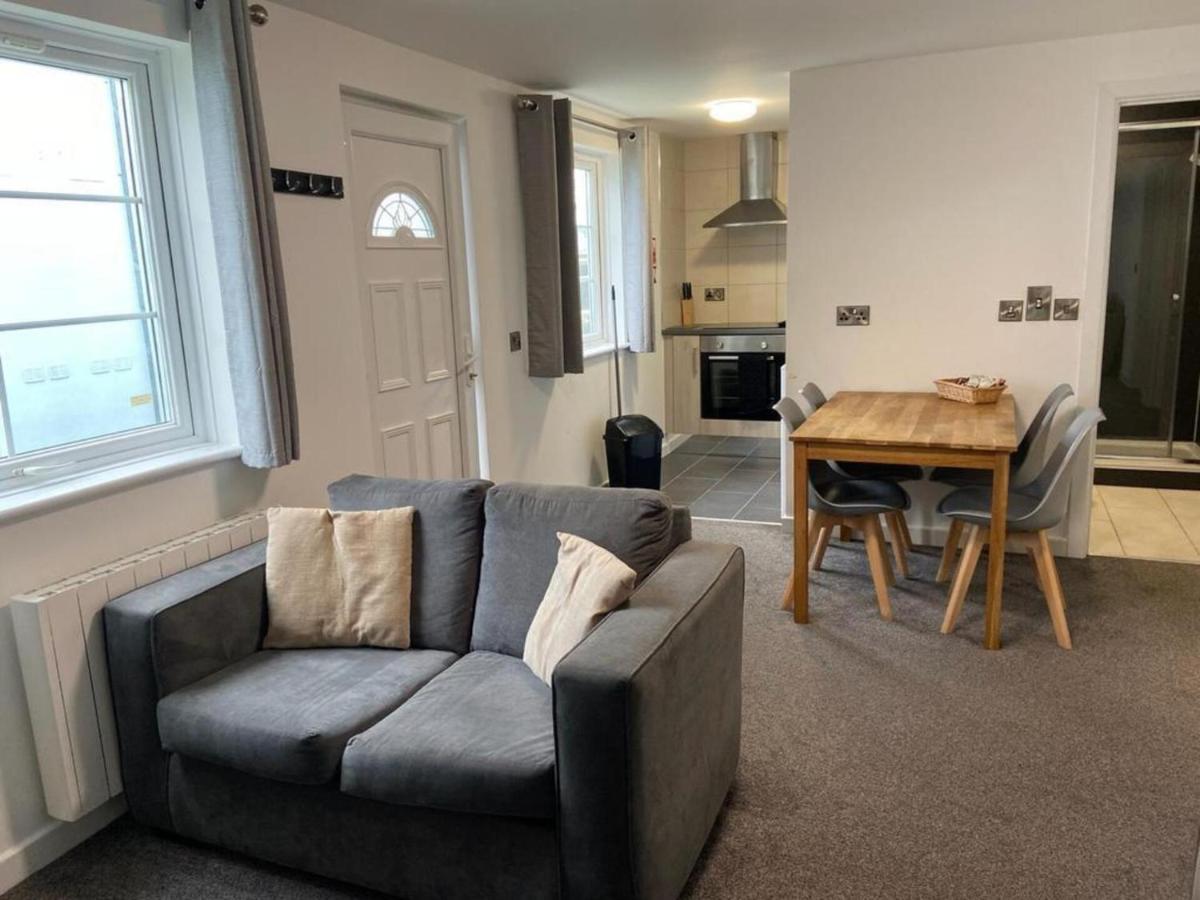 Beautiful 2-Bed Apartment In Ilfracombe Extérieur photo